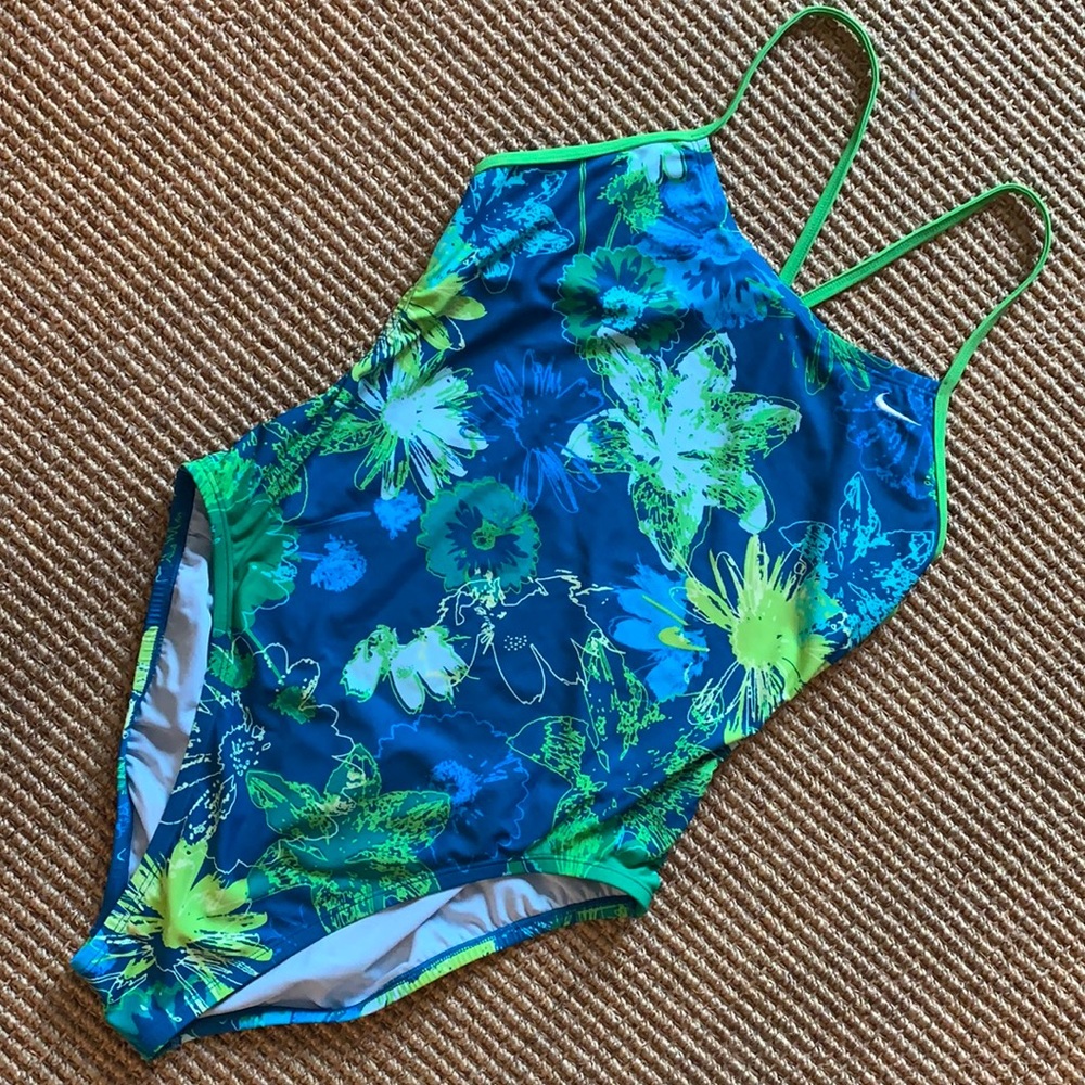 Nike Swimsuit One Piece Sz 10